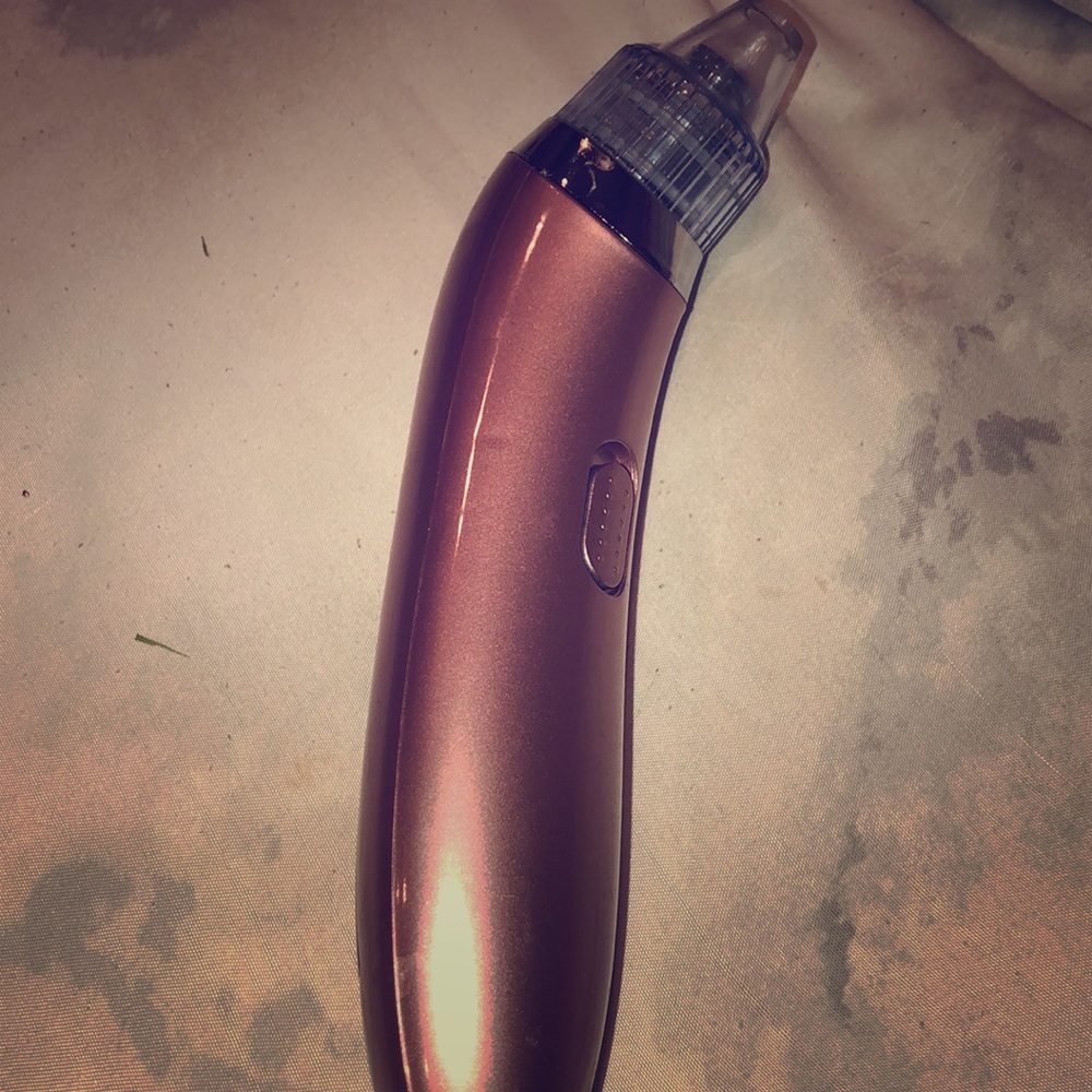 Blackhead machine